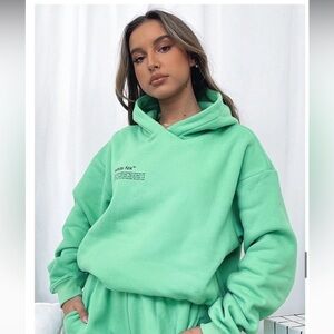 White Fox Boutique Hoodie 💚